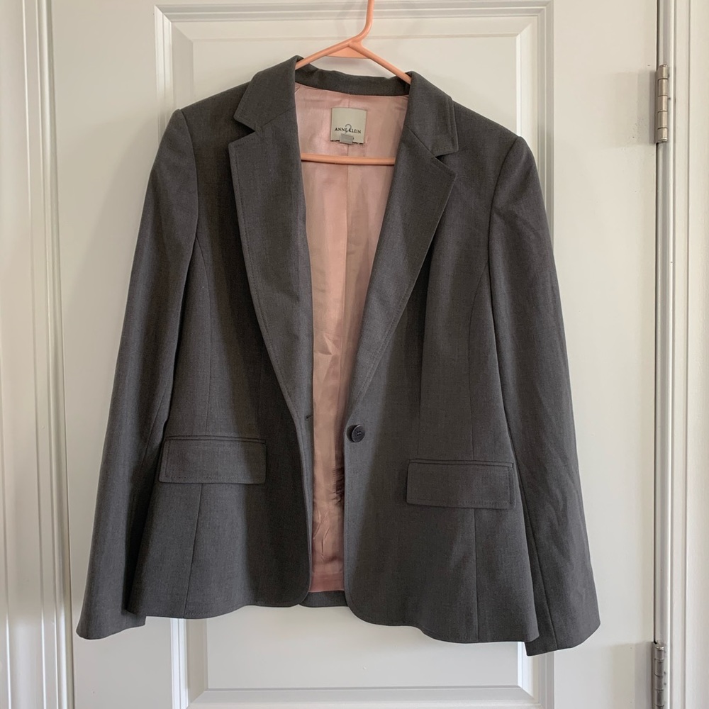 Grey women’s suit